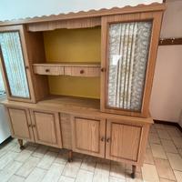 Mobile dispensa in legno