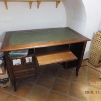 Scrivania arte povera