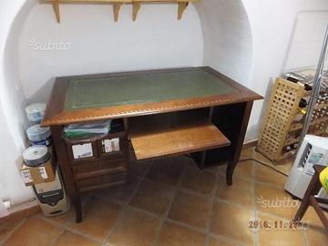 Scrivania arte povera