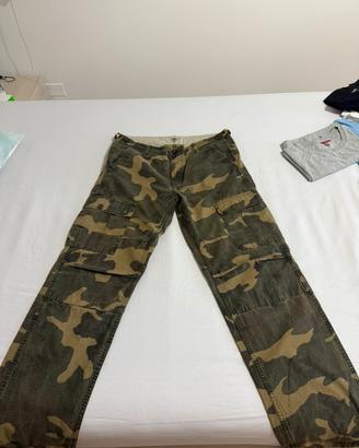 Pantaloni cargo militari verdi