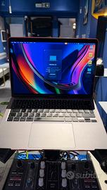 Macbook air 2020 i7 16gb ram 512 gb