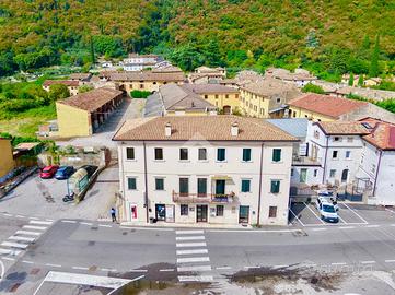 3 LOCALI A AFFI