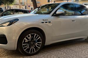 Maserati Grecale 2.0 mhev Modena 330cv