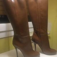 Stivale donna  pelle color tabacco n.37 Viamaestra