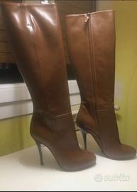 Stivale donna  pelle color tabacco n.37 Viamaestra