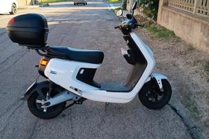 scooter elettrico 
