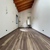 2 LOCALI A CASTELNOVO DI SOTTO