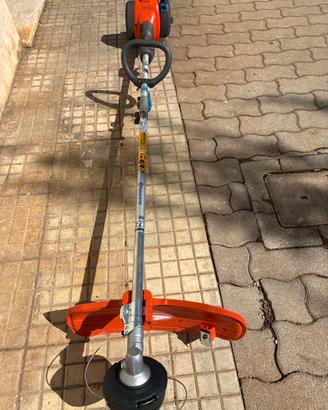 Decespugliatore Husqvarna 25cc