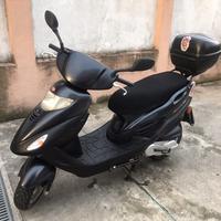 Scooter 125 Kimco Movie XL