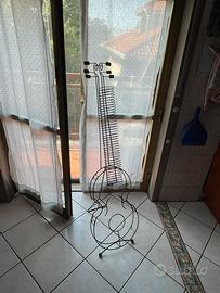 Porta cd a forma di chitarra