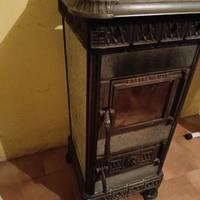 Stufa a legna castelmonte