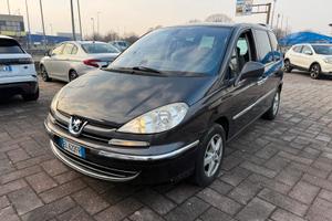 Peugeot 807 2.0 HDi 7 POSTI