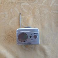 mini radio vintage con lettore cassette 