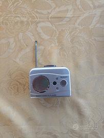 mini radio vintage con lettore cassette 
