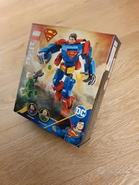 Lego 76302 Mech di Superman con 2 minifigure
