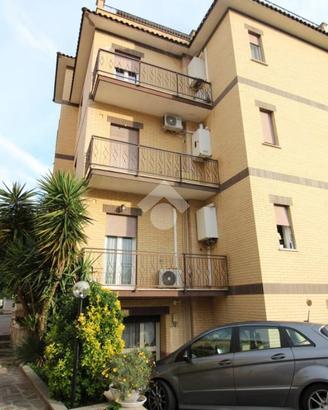MONOLOCALE A ROMA