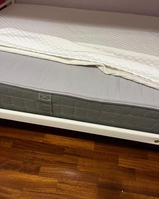 letto a castello con materassi