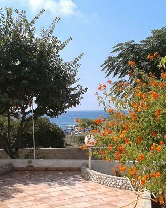 Libera Leuca fronte mare dal 5 Settembre in poi