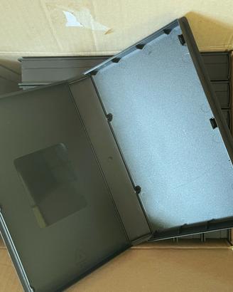 Lotto 32 Custodie per videocassette VHS - nere