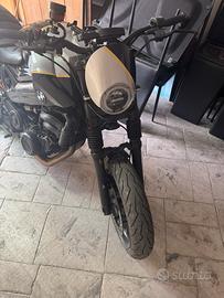 BMW F800R 11/2011 custom