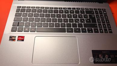 Acer Aspire AMD Ryzen 7 5700U 1TB SSD 16 GB RAM