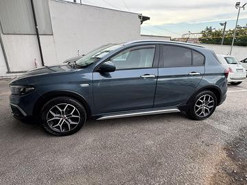 Fiat tipo cross