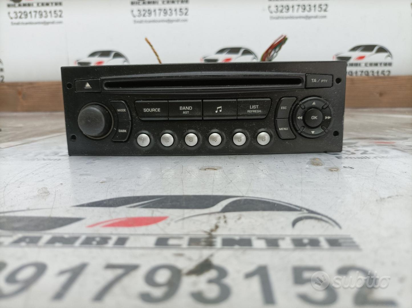 Autoradio Radio CD MP3 9666959577 Peugeot 3008 Bj.10