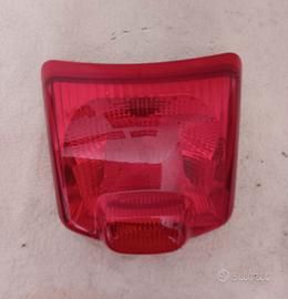 faro posteriore Vespa GTS125/250/300