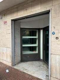 Locale commerciale in pieno centro a Ginosa