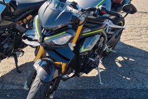 Triumph speed triple 1200 rs