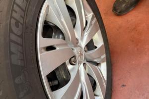 cerchi e gomme 185/65/15 invernali Michelin