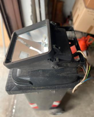 faro da esterno 70 watt