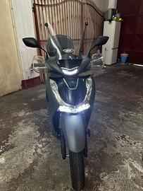 Honda sh 125 sport