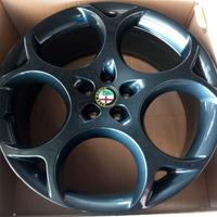 Cerchi in lega originali STELVIO 21" con gomme