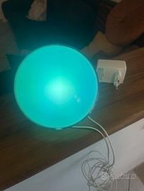 Lampada da tavolo LED portatile Philips Hue Go