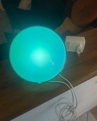 Lampada da tavolo LED portatile Philips Hue Go