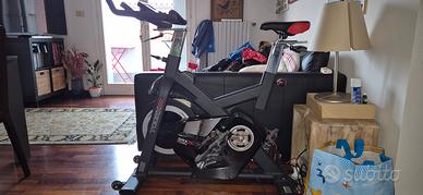spin bike toorx 500