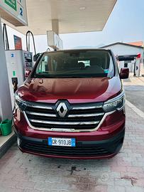 Renault trafic passenger 9 posti