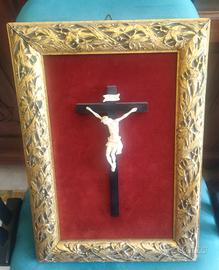 Antico crocefisso