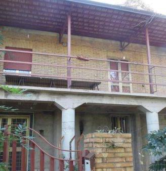 Villa di 170 m² con più di 5 locali a Castelfranci
