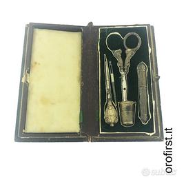 Cofanetto utensili in argento
