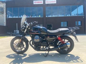 Moto Guzzi V7 IV STONE " SPECIAL EDITION" 2023 K