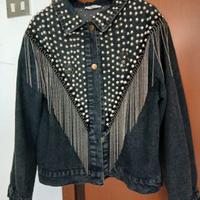 giubbino jeans con frange e borchie