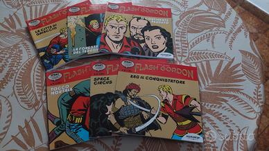 6 libri del fumetto Flash Gordon