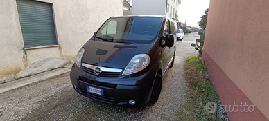 Opel Vivaro 2000 2010