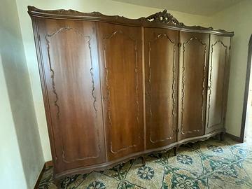 Camera da letto matrimoniale stile Barocco in noce