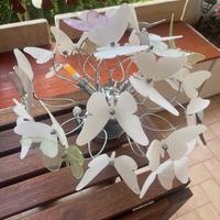 Lampadario da camera con farfalle
