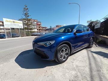 Alfa Romeo Stelvio 2.2 Turbodiesel 160 CV AT8 RWD 