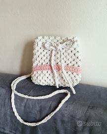 borsetta chic in macramè