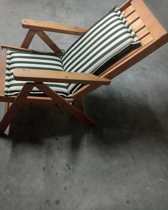 poltrona in legno riclinabile